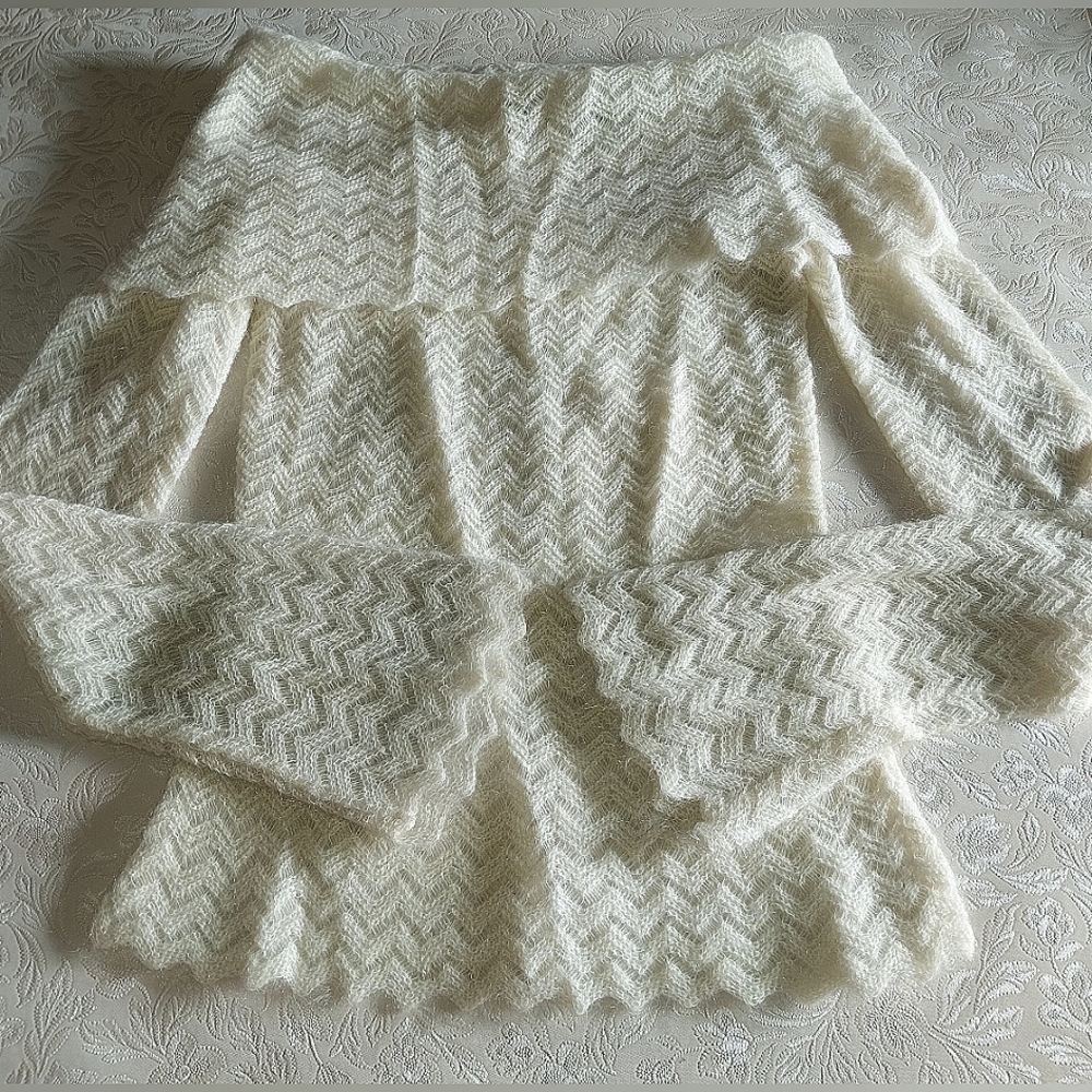 Moda International Off-the-Shoulder Cream Knit Sweater